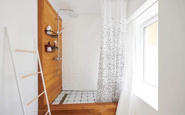 Апартаменты ДзенХоум Символ 8