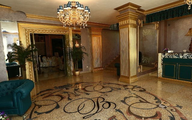Art Restoran Vivaldi Hotel
