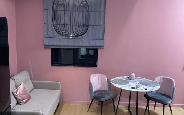 Na Prospekte Ardzinba 235 Flat