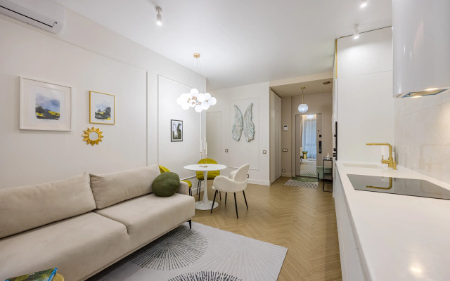 Shikarnaya dizaynerskaya kvartira Flat