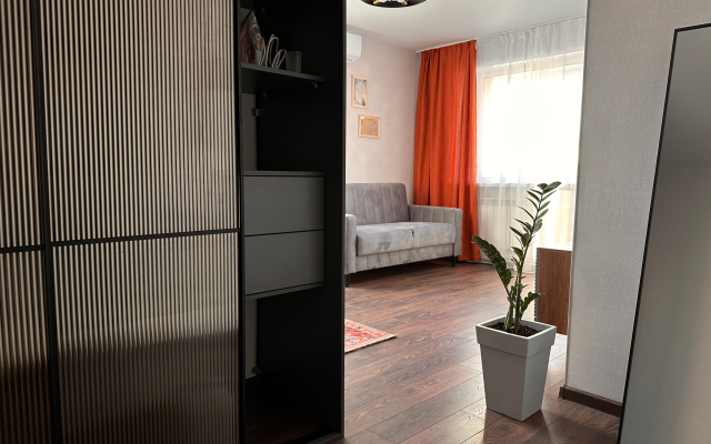 Na Semyonovskoy 32 Flat