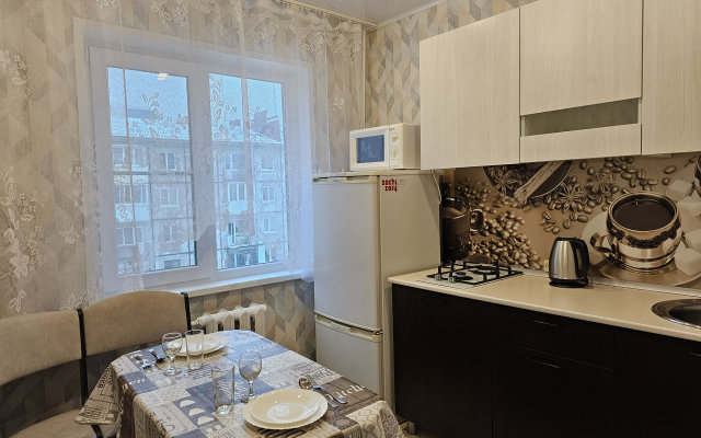 SeveRent Oktyabryskaya 15A Apartments