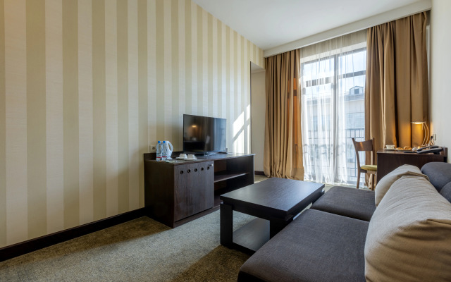 Citrus Hotel