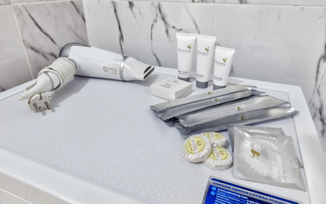 Trekhkomnatnye S Vidom Na Expo Shar Apartments