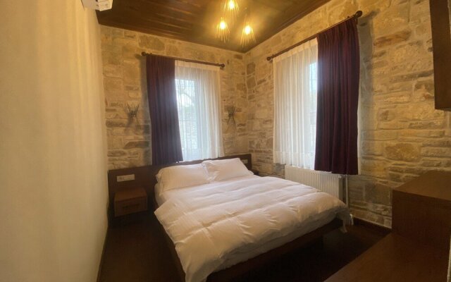 Dionysos 1789 Boutique-hotel