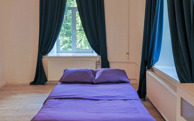Uyutnaya Trekhkomnatnaya Flat