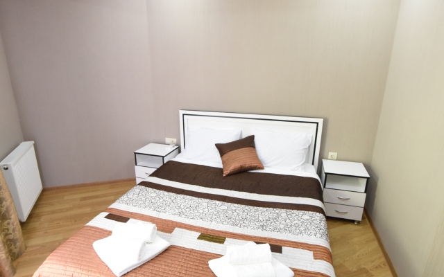 New House Apartments