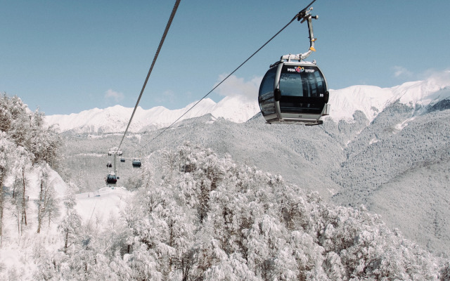 AYS Let It Snow Hotel Roza Khutor