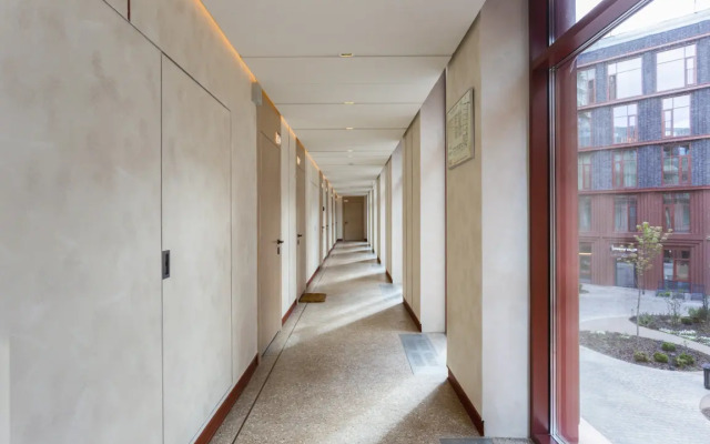 V centre Moskvy v Premium ZhK Apartment