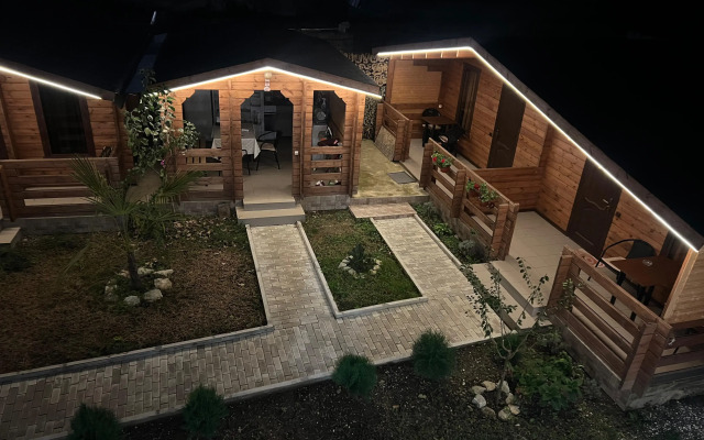 V Gostyakh U Zaura Private house
