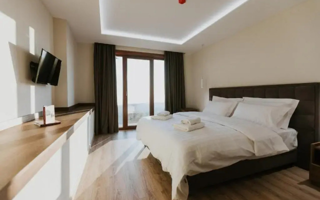 Kroi Hotel