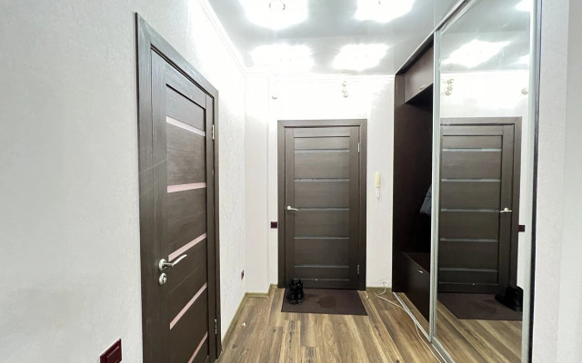 Na Ulitse Karyernaya 24 Flat