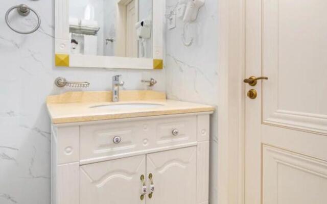 Gold Boutique Hotel	