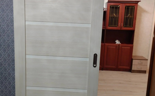 3kh Komnatnaya na Atamanskoy Flat