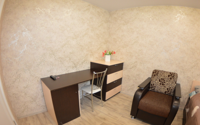 Апартаменты Уютная двухкомнатная квартира на Верхней Дуброве