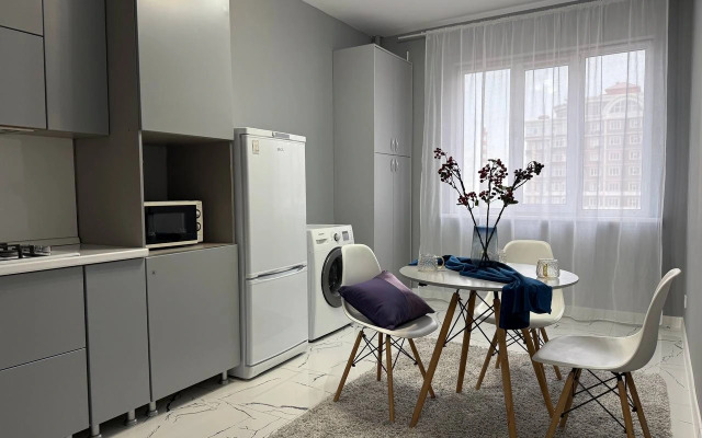 Квартира Просторная 2-комнатная на Даниялова 101