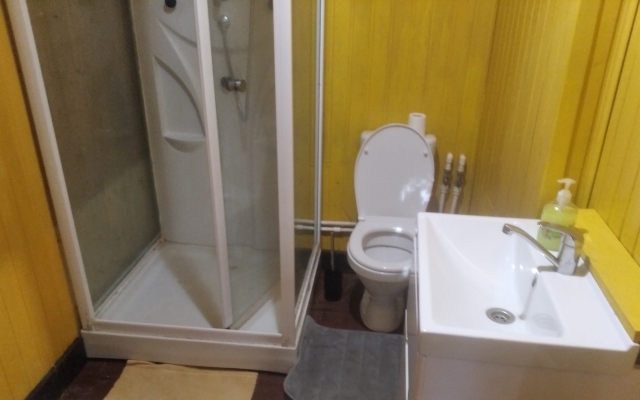Domik S Baney V Sadu Private House