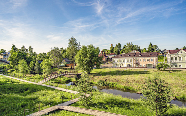 Russian Seasons Selo Vyatskoe Hotels 4*