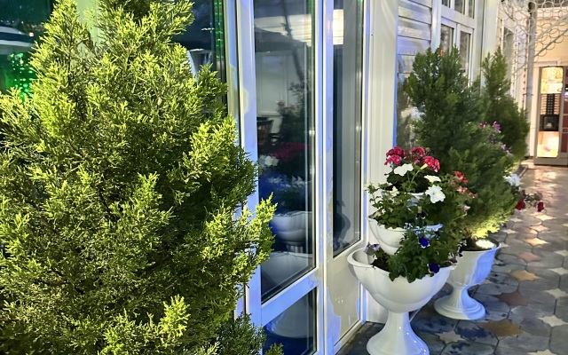 Lazurnyij Briz Guest house