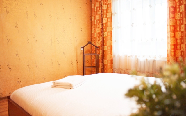 Апартаменты Квартирный Вопрос на Артема 155