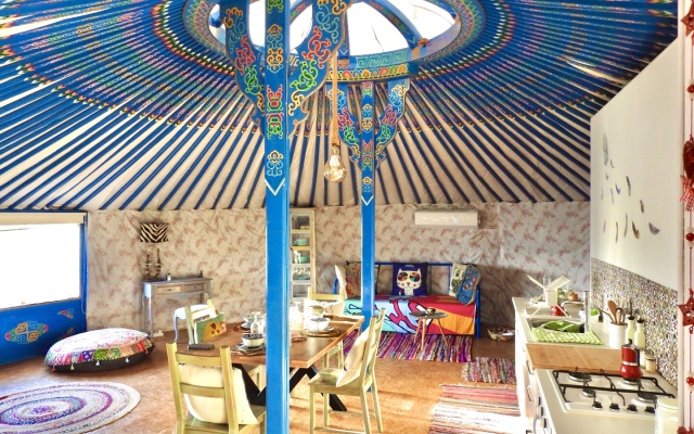 Глэмпинг Nirvana Yurts