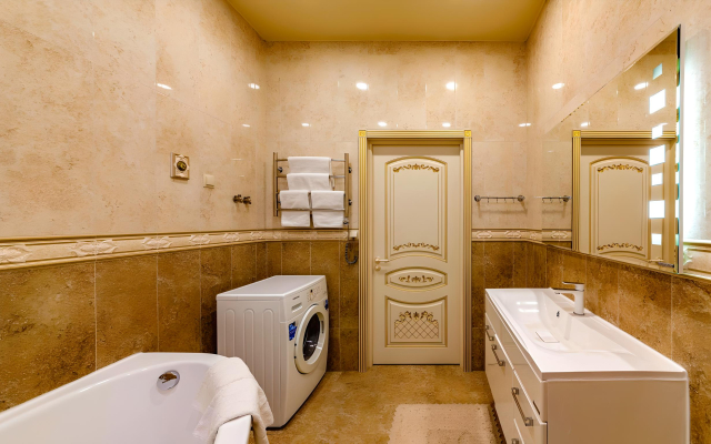 Апартаменты Elite в центре рядом с парком апарт-отель "Вернисаж"