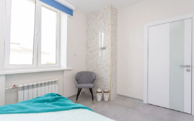 Апартаменты трёхкомнатные на Бобруйской 21