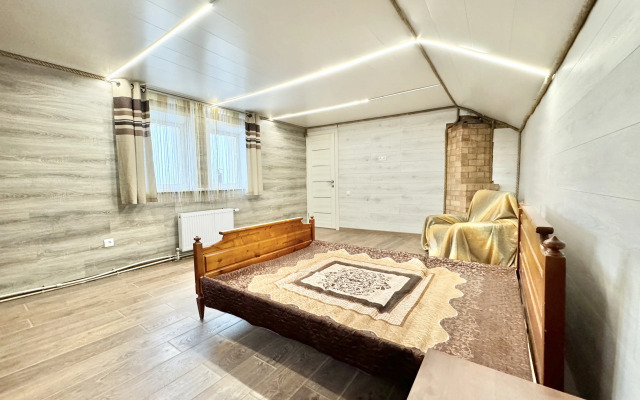 V 14 Km Ot Minska Private House