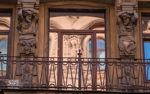 Апартаменты с балконом в самом центре города