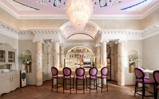 Academia Osobnyak Shuvaloff Boutique-hotel