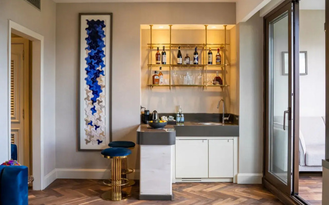 Hotel The Ritz-Carlton, Istanbul.