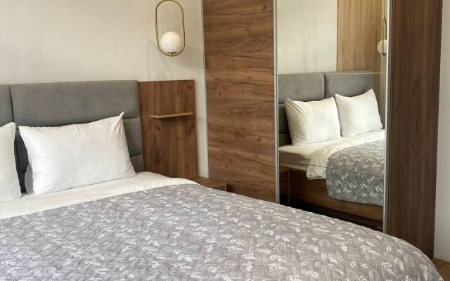 Ajax Na Polyanskoy S Terrasoy Na Kryshe Apartments