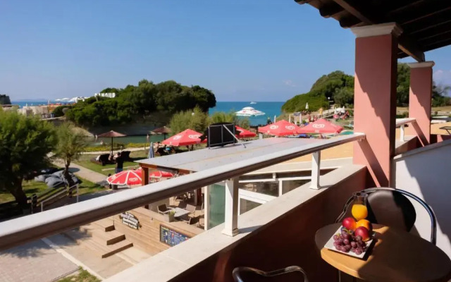 Canal D'Amour Village Apartments