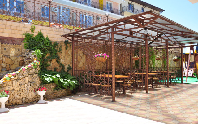 Lev Guest House