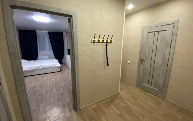 Ryadom S Yakht Klubom Admiral Flat