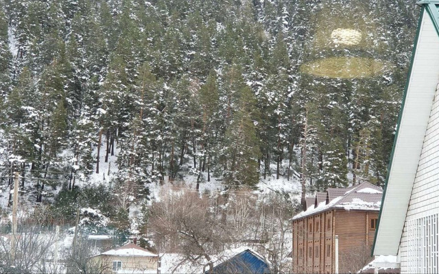 Квартира с видом на горы на улице Шевченко 13