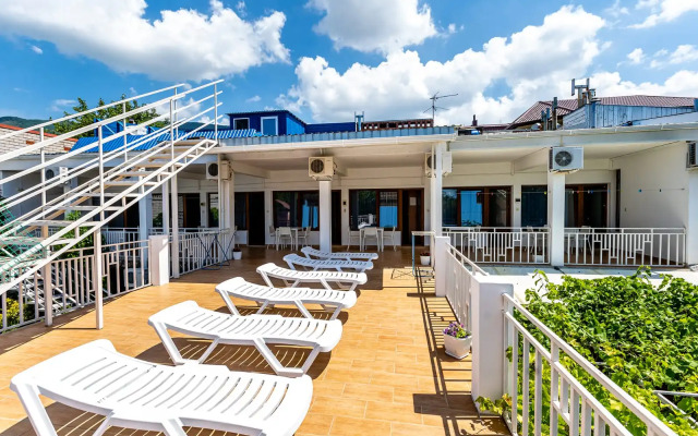 Yelizaveta Guest House