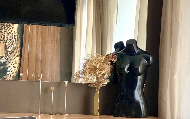 Flat Studiya Ryadom S Naberezhnoy S Krugloy Vannoy