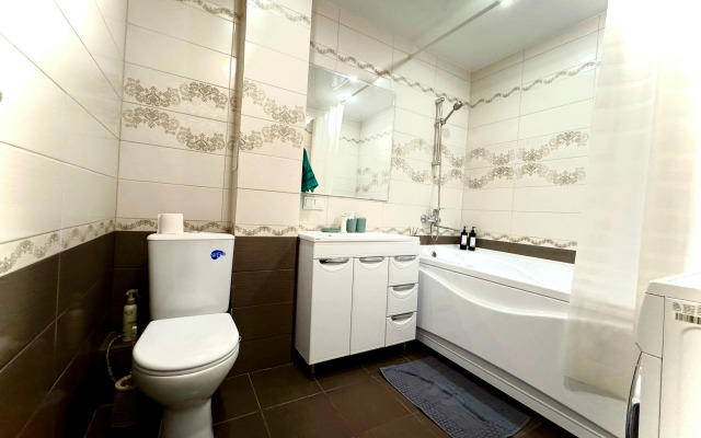 Квартира Рядом с ТЦ Кристалл