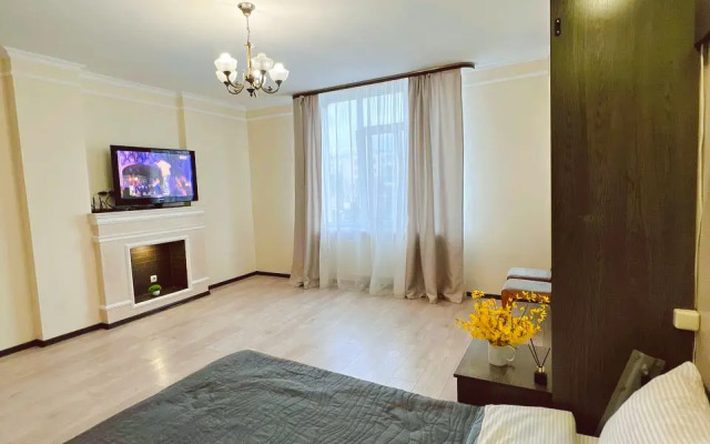 Flat Na Prospekte Pobedy