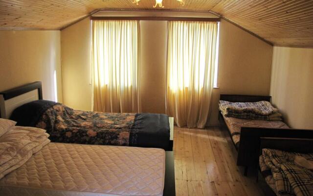 Mazeri Guest House