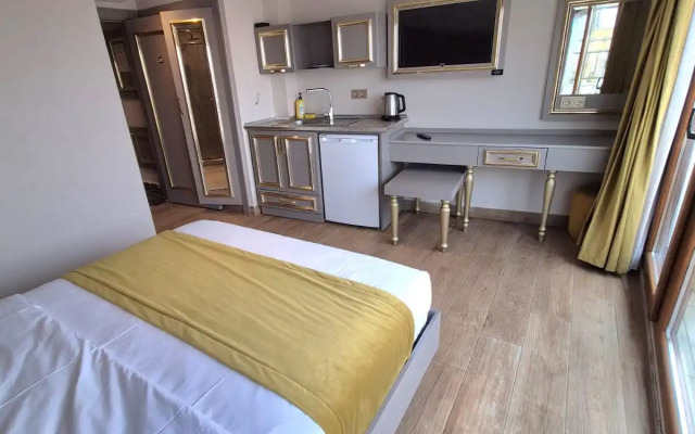 Отель Taksim La Marino