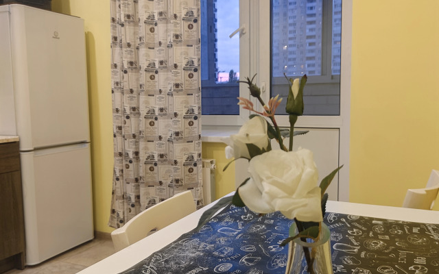 Апартаменты от Людмилы на Революции 1905 31в