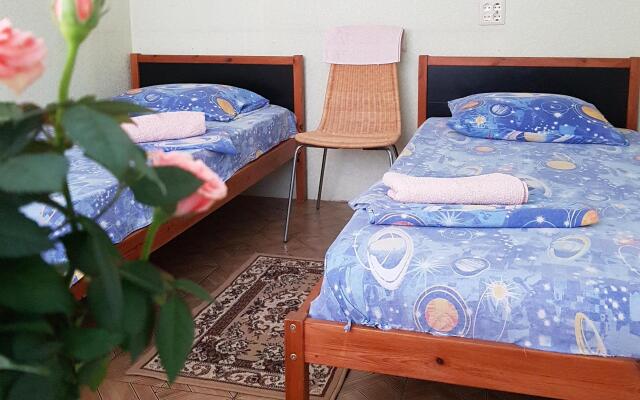 Na Zayachyey Polyane Guest house