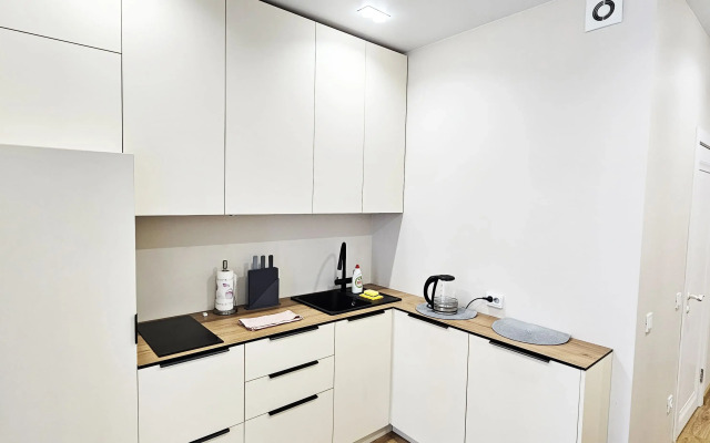 Stilnaya Kvartira So Vsemi Udobstvami V Spokoynykh Tonakh Flat