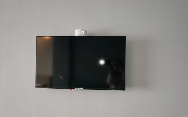 Novaya kvartira s dizaynerskim remontom Flat