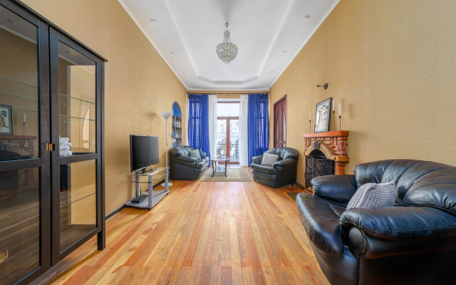 Апартаменты с камином на канал Грибоедова