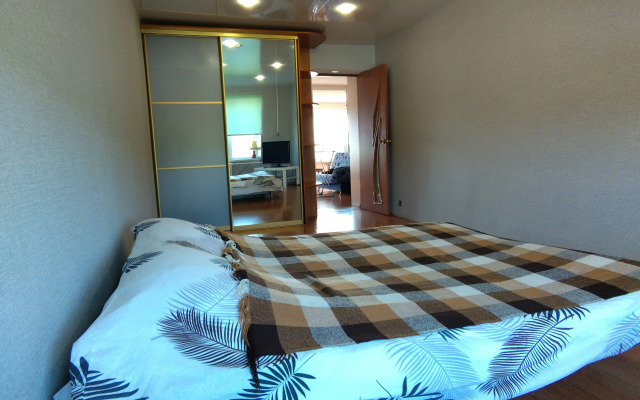 Ryadom S Vokzalom Flat