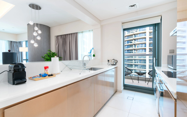 GLOBALSTAY. DAMAC Tower Paramount