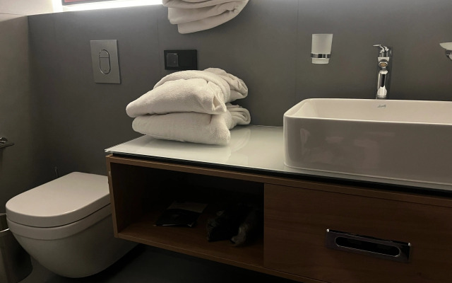 Апартаменты Mercure Hotel and Residences Saint Petersburg 2